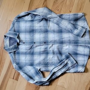 Horny toad organic cotton plaid button down small shirt